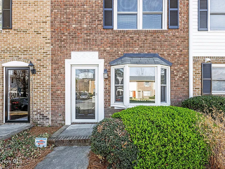 101 David Dr #B15 — Photo 1