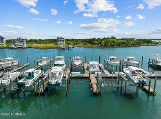 108 Radio Island Rd #44, Beaufort, NC 28516