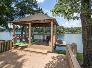 1393 Langdon Rd, Sherrills Ford, NC 28673