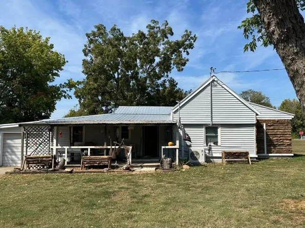 7 Box Street, Arcola, MO 65603