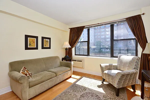 Sold by REMAX Distinguished Homes | media 2