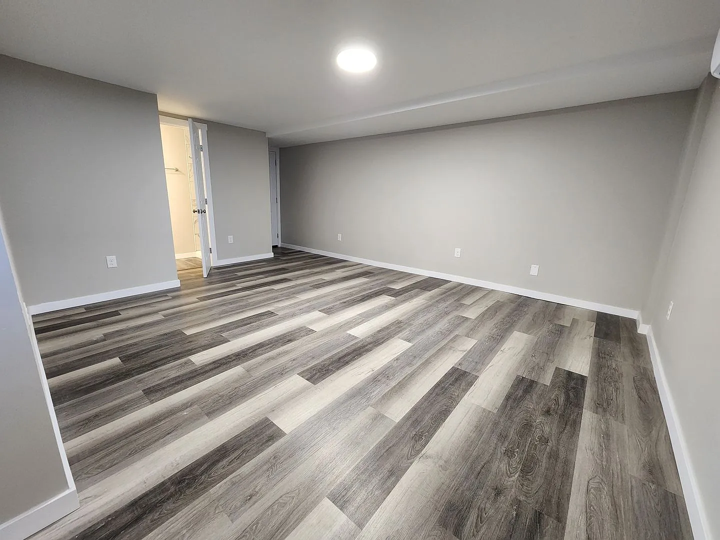 Utilities Included!! Spacious Studio Available Now! — Photo 1