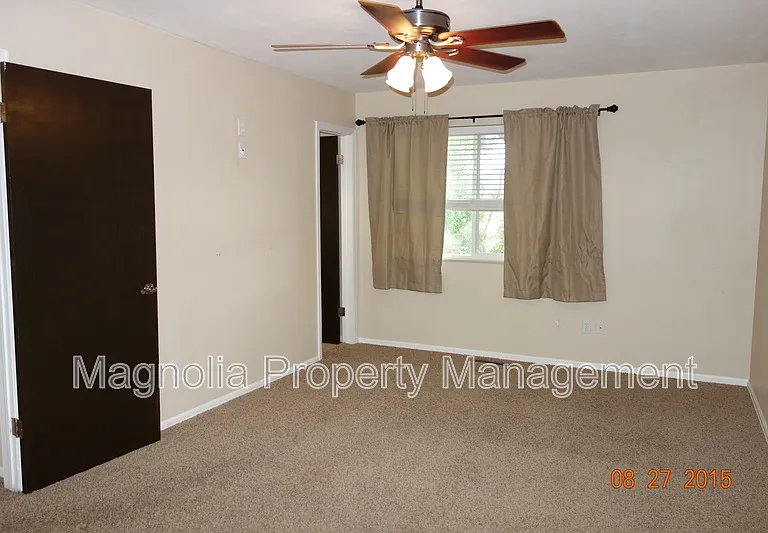 1185 Applewood Dr — Photo 7