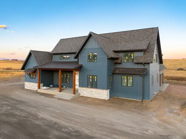 22 Higgins Ln, Great Falls, MT 59404