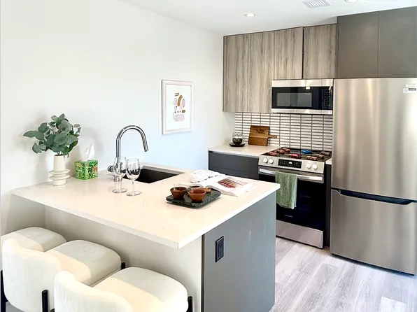 2605 Snyder Avenue 3B image 3 of 32