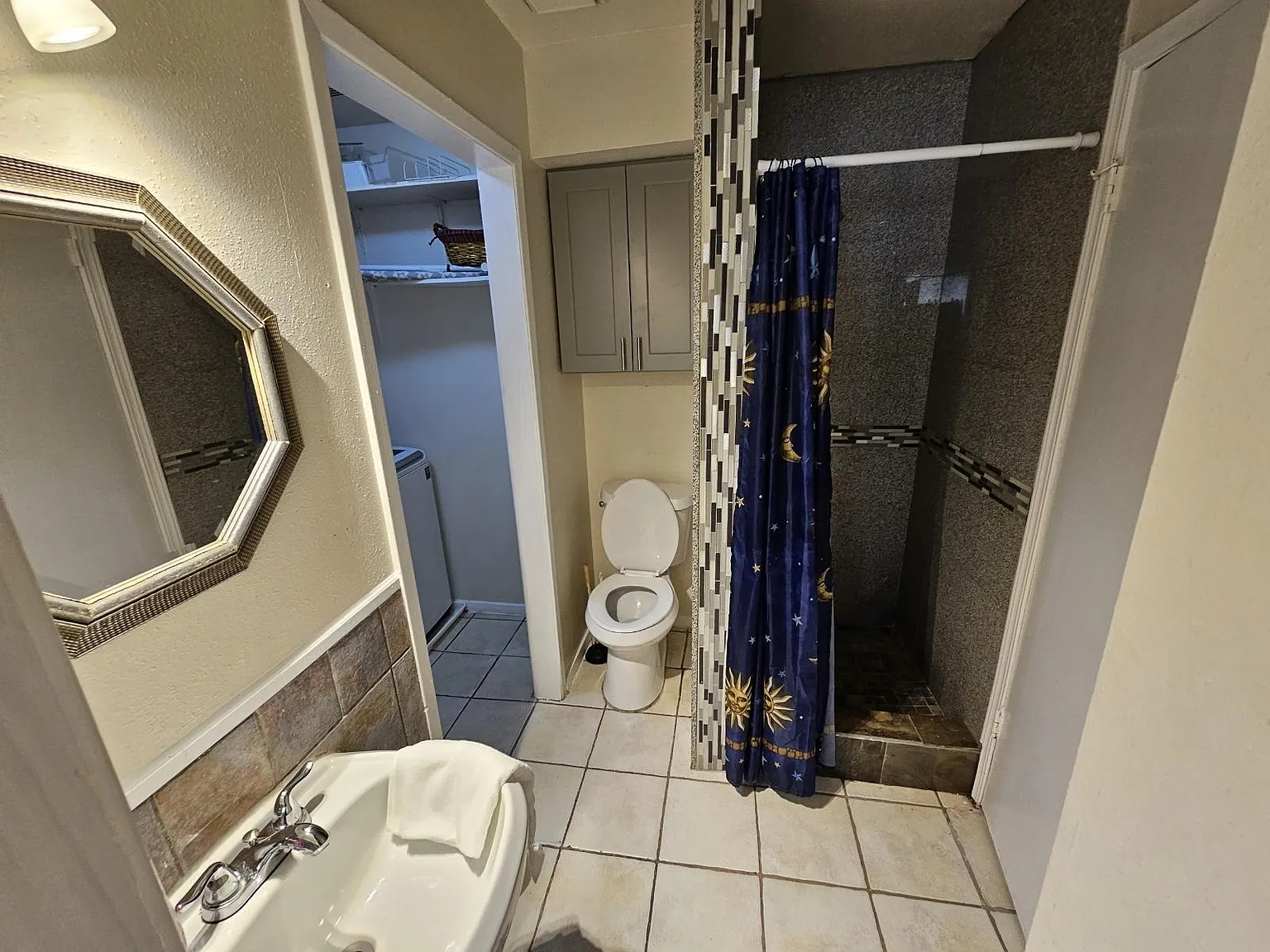 3 bed, 2.0 bath, 1400 sqft, $957 — Photo 3