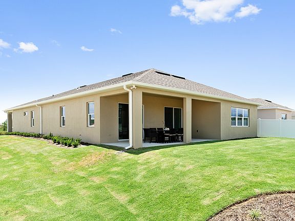 Covered lanai for evening grilling