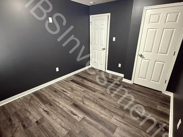 119 E Highland Ct — Photo 8