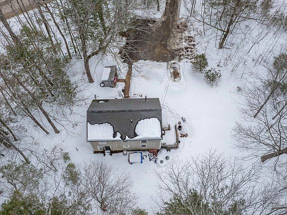 5th image of 248 Cooper Hill Road