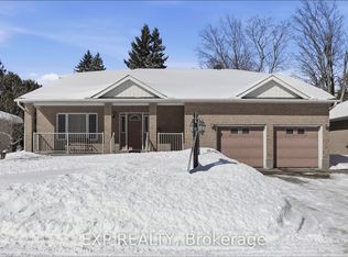 21 Chippewa Ave, Ottawa, ON K2G1X6