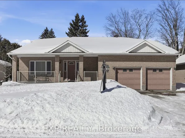 21 Chippewa Ave, Ottawa, ON K2G 1X6