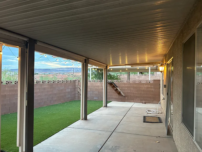 923 N Rolling Hills Rd — Photo 26