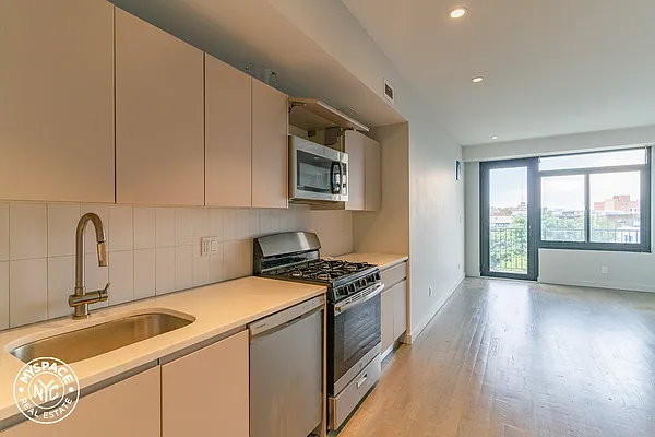 Rented by MySpaceNYC | media 21