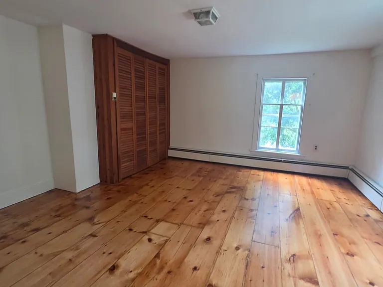145 Cherry Ln — Photo 18