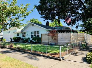 1023 E St, Springfield, OR 97477