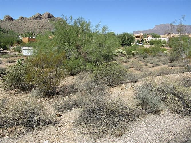 2nd image of 5618 S Estrella Rd Lot 88