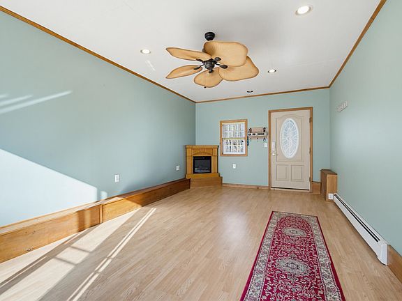 3rd image of 404 Sandogardy Pond Road