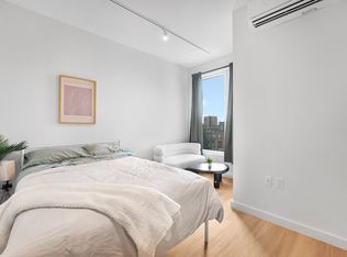 16 West St #833, Brooklyn, NY 11222