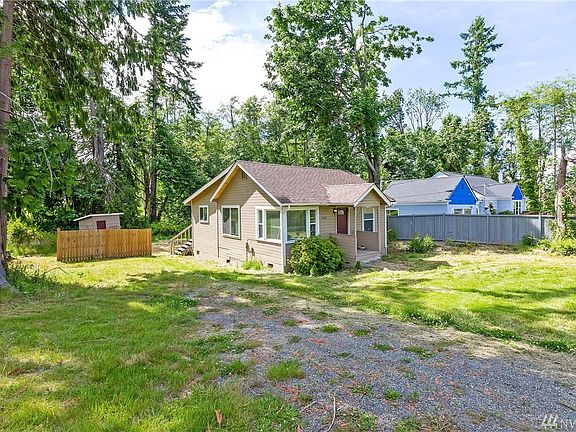 Beautiful, large,wooded lot!