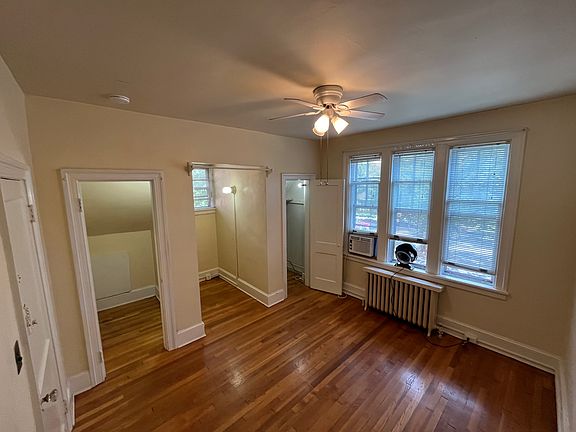 2nd image of 108 S Arthur Ashe Blvd APT 2