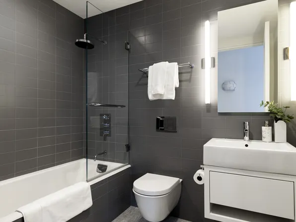 366 Broadway image 16 of 22