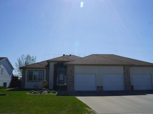 4196 55th St S, Fargo, ND 58104