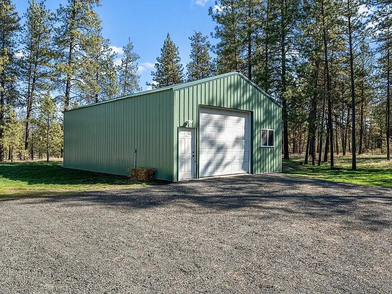 24315 S Columbia Basin Hwy — Photo 52