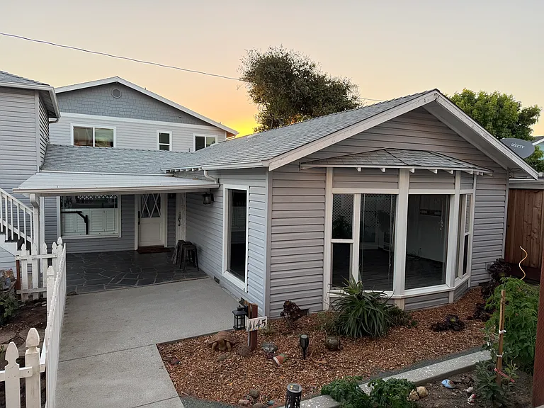 1145 Morro Ave — Photo 1