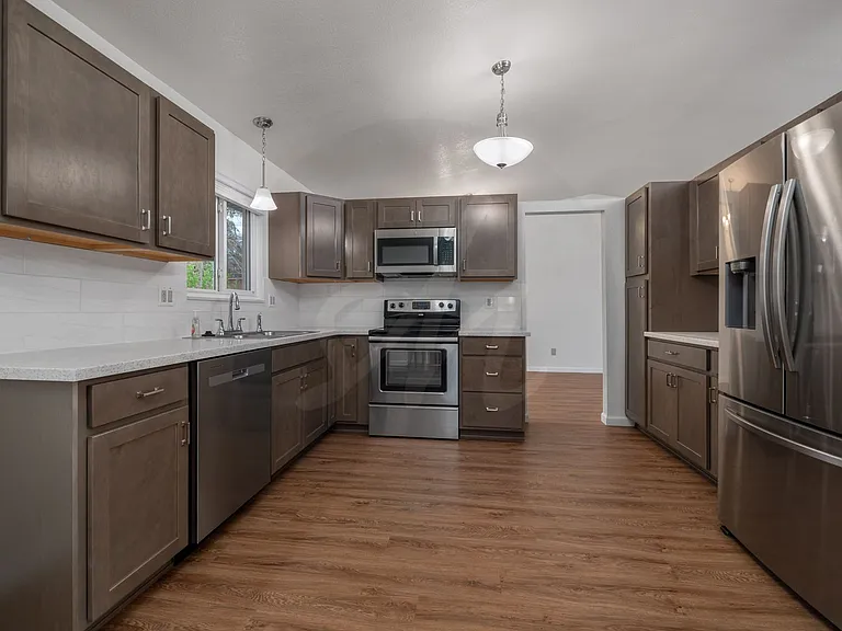 2630 Maroon Bells Ave — Photo 5
