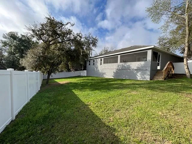 7013 Odoniel Loop W — Photo 18