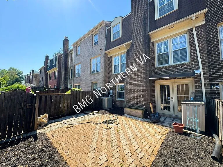 7450 Adams Park Ct — Photo 33