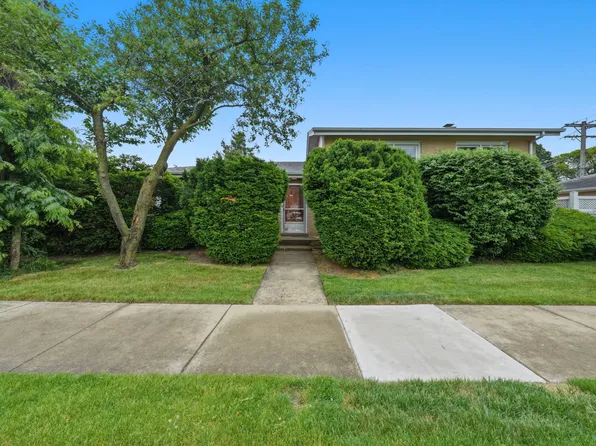 9137 Central Ave, Morton Grove, IL 60053