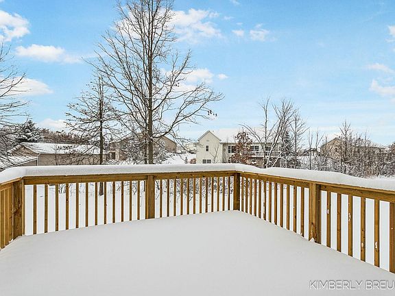 5th image of 7349 Yellowstone Dr