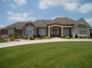 1705 Connor Dr, Carthage, MO 64836