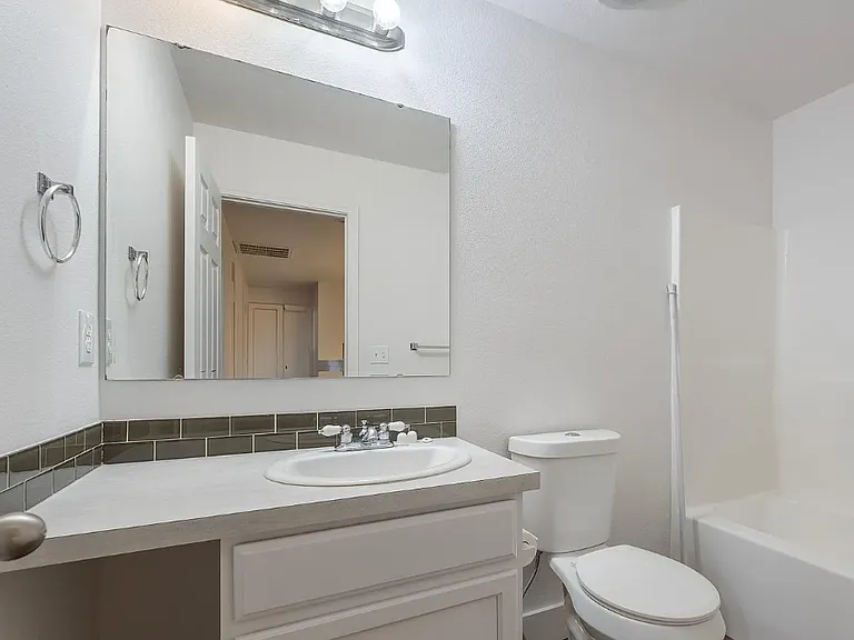 16569 Spartan Ave — Photo 29