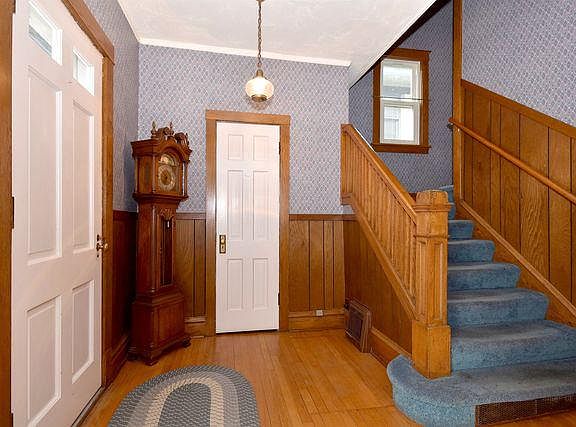 3rd image of 726 N Grove Ave