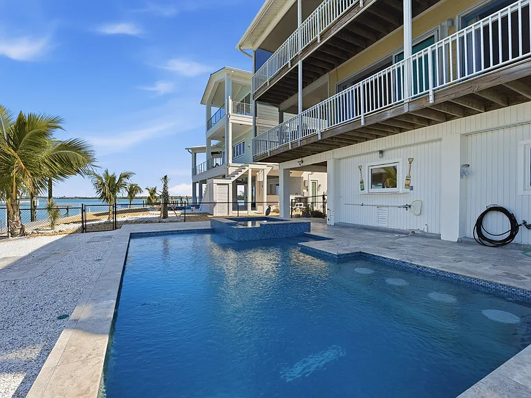 220 Mockingbird Ln — Photo 64