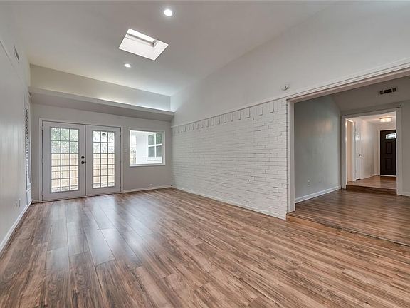 5th image of 3428 Wendell Dr