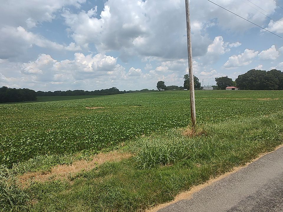 2nd image of 1 Benton Rd