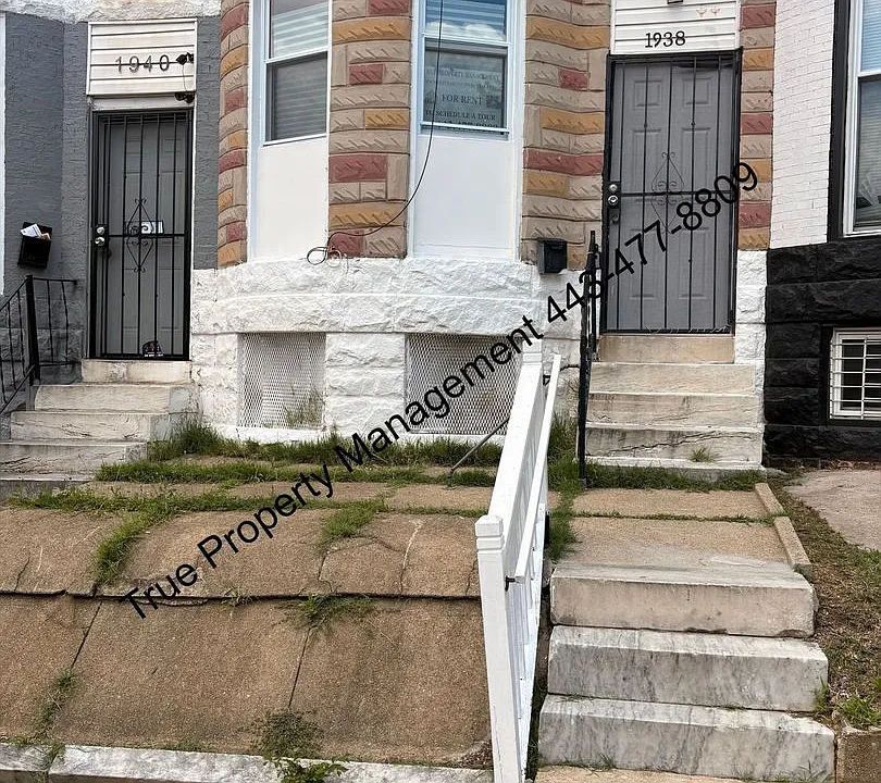 1938 W Lexington St