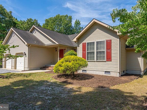 2nd image of 23590 Holly Cir
