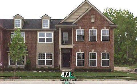 1st image of 42710 Park Cres