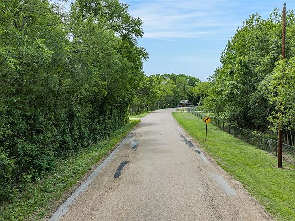 3rd image of Bauer Rummel Rd