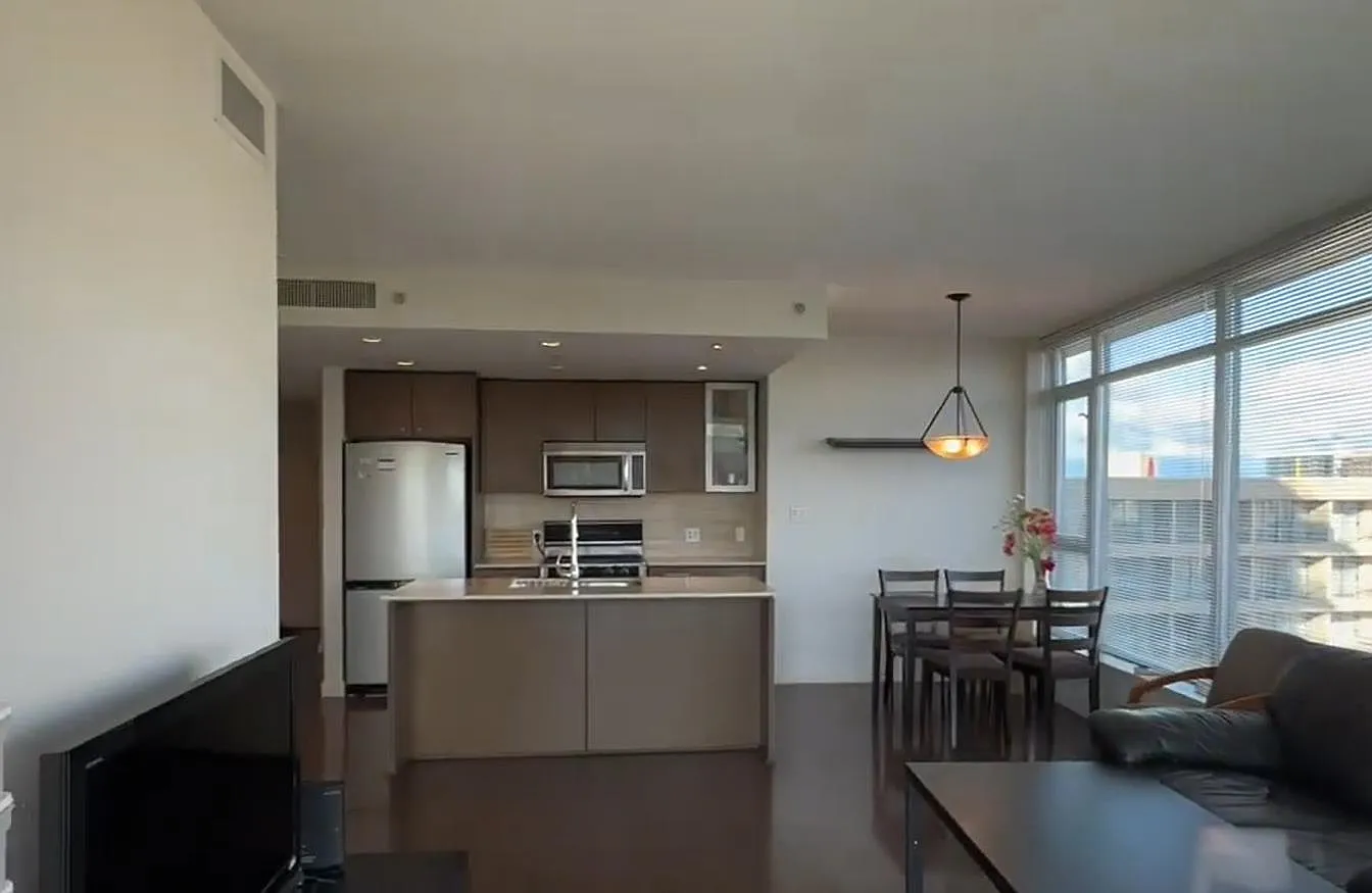 2 bed, 864 sqft, $2,900 — Photo 2