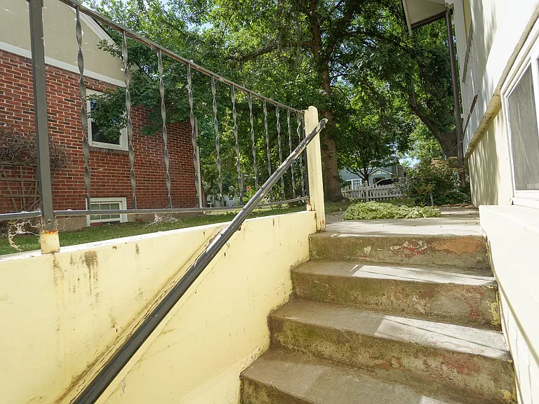 2506 W Woodlawn Ave #4 — Photo 37