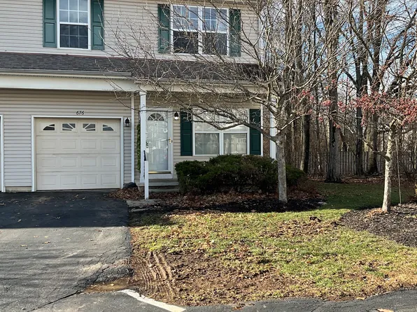 676 Grove Cir, Columbus, OH 43230