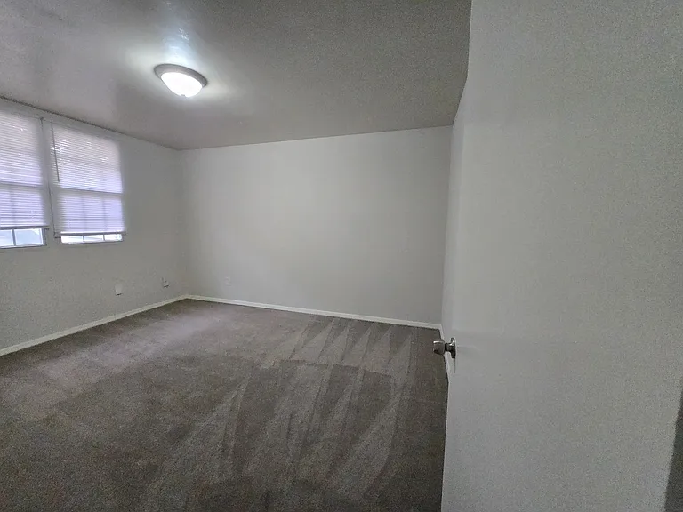 1307 Vinton Ave — Photo 7