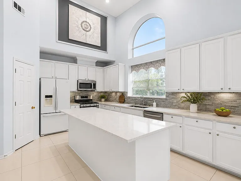 23707 Hackberry Dr — Photo 4