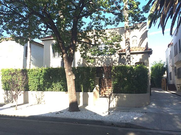 3rd image of 429 N Curson Ave