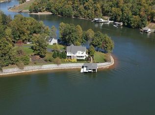 158 Journeys End Dr, Wirtz, VA 24184